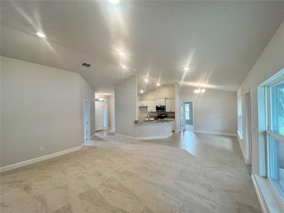 For Sale: $308,550 (4 beds, 2 baths, 1755 Square Feet)