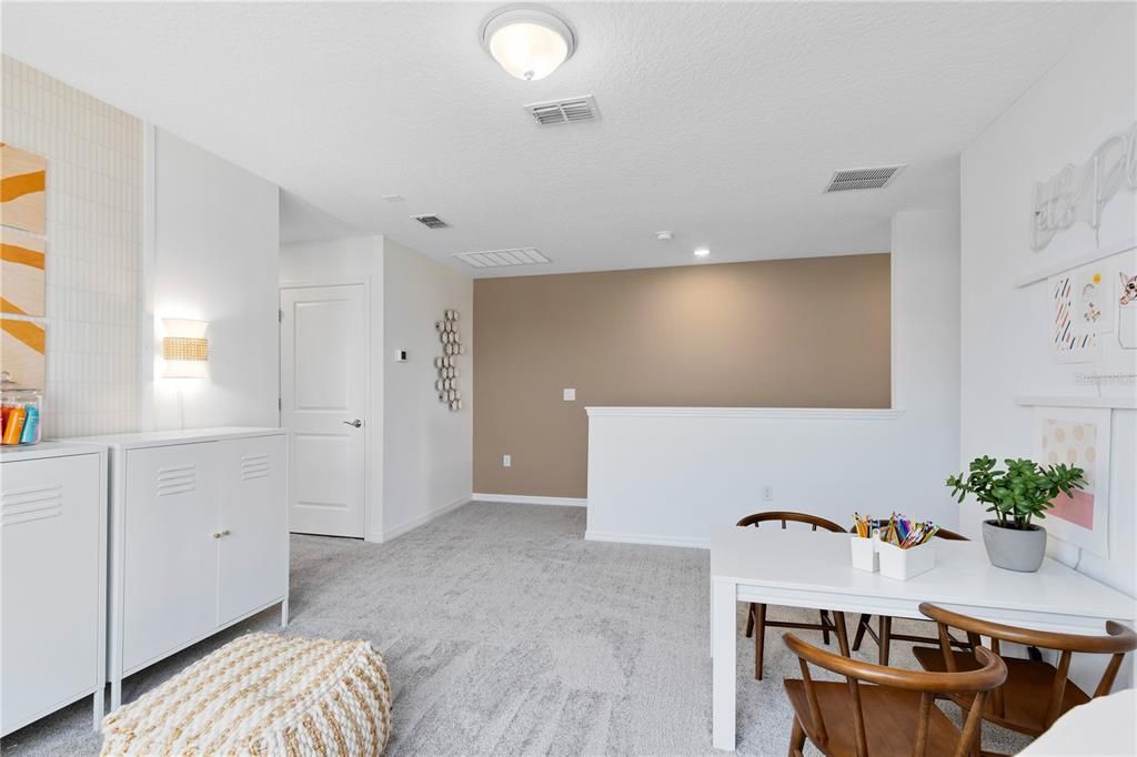 En Venta: $475,990 (3 camas, 2 baños, 1770 Pies cuadrados)