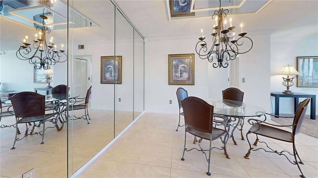 For Sale: $595,000 (2 beds, 2 baths, 1269 Square Feet)