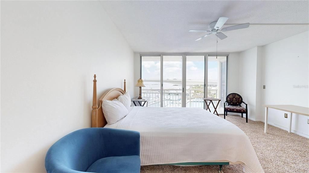 For Sale: $595,000 (2 beds, 2 baths, 1269 Square Feet)