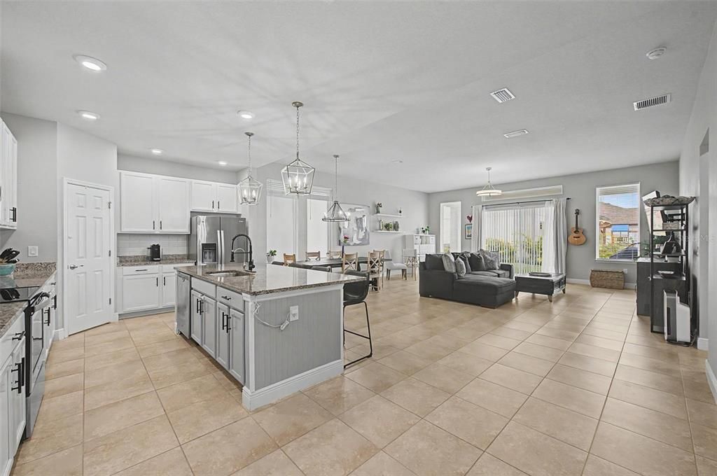 For Sale: $639,999 (4 beds, 2 baths, 2241 Square Feet)