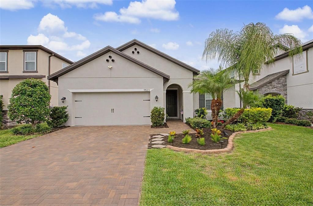 For Sale: $639,999 (4 beds, 2 baths, 2241 Square Feet)