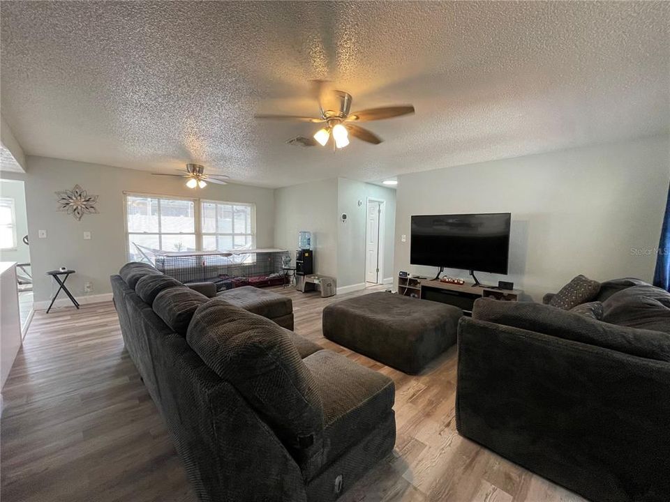 For Rent: $1,650 (2 beds, 2 baths, 1248 Square Feet)