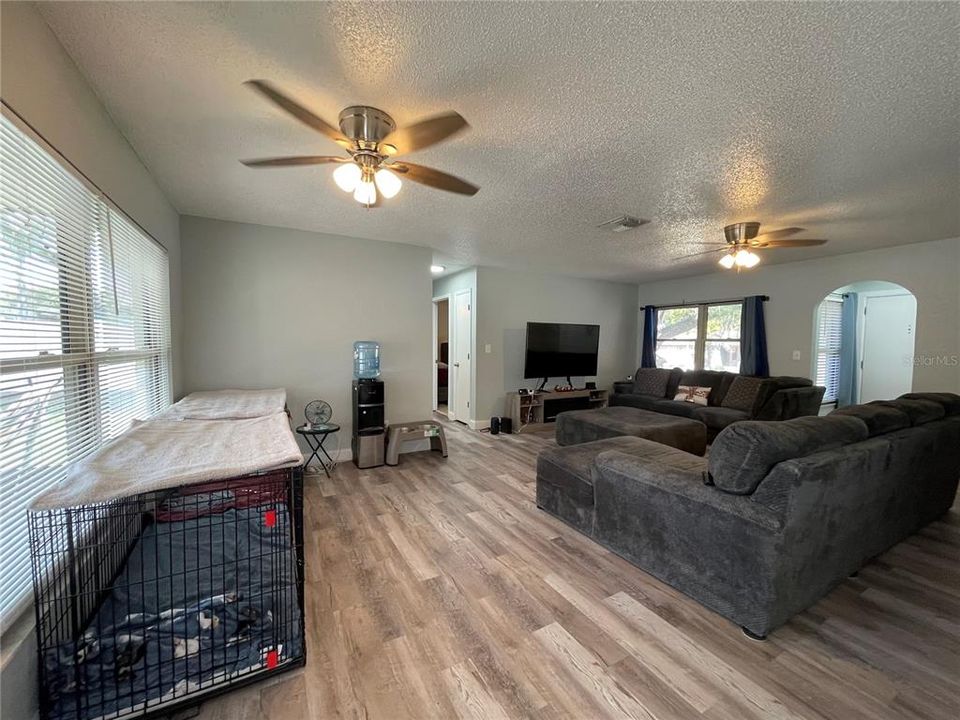 For Rent: $1,650 (2 beds, 2 baths, 1248 Square Feet)