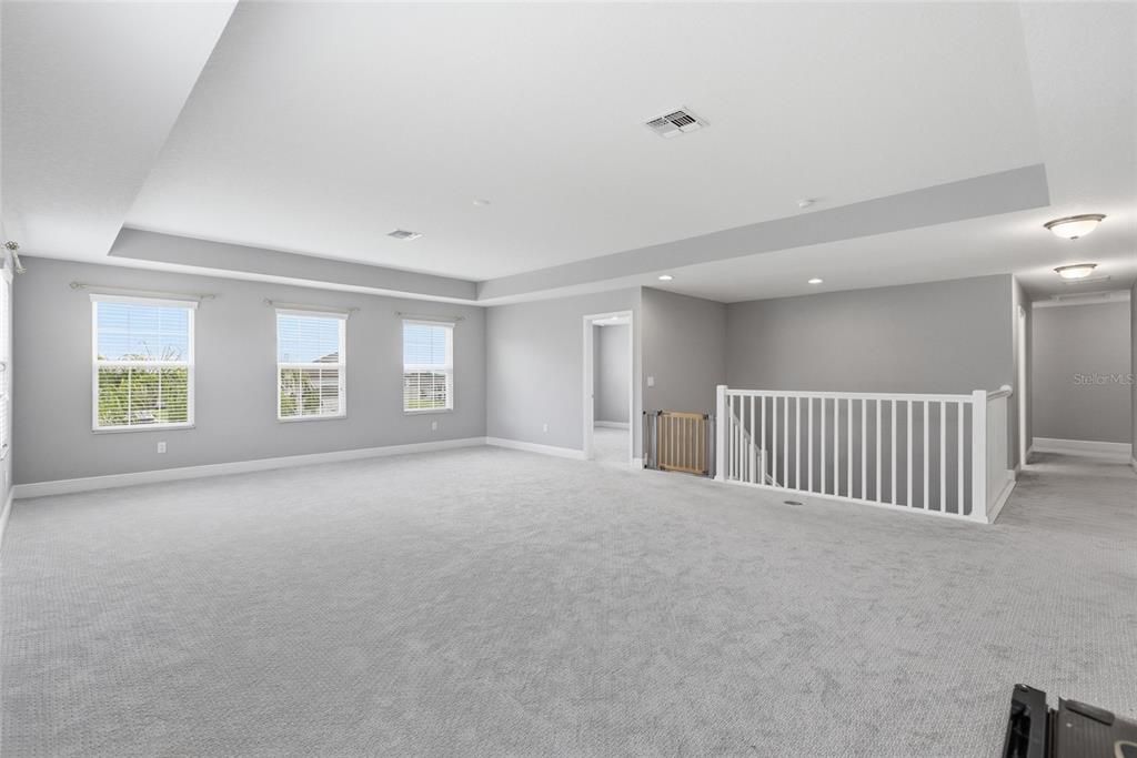 For Rent: $4,500 (6 beds, 4 baths, 4899 Square Feet)