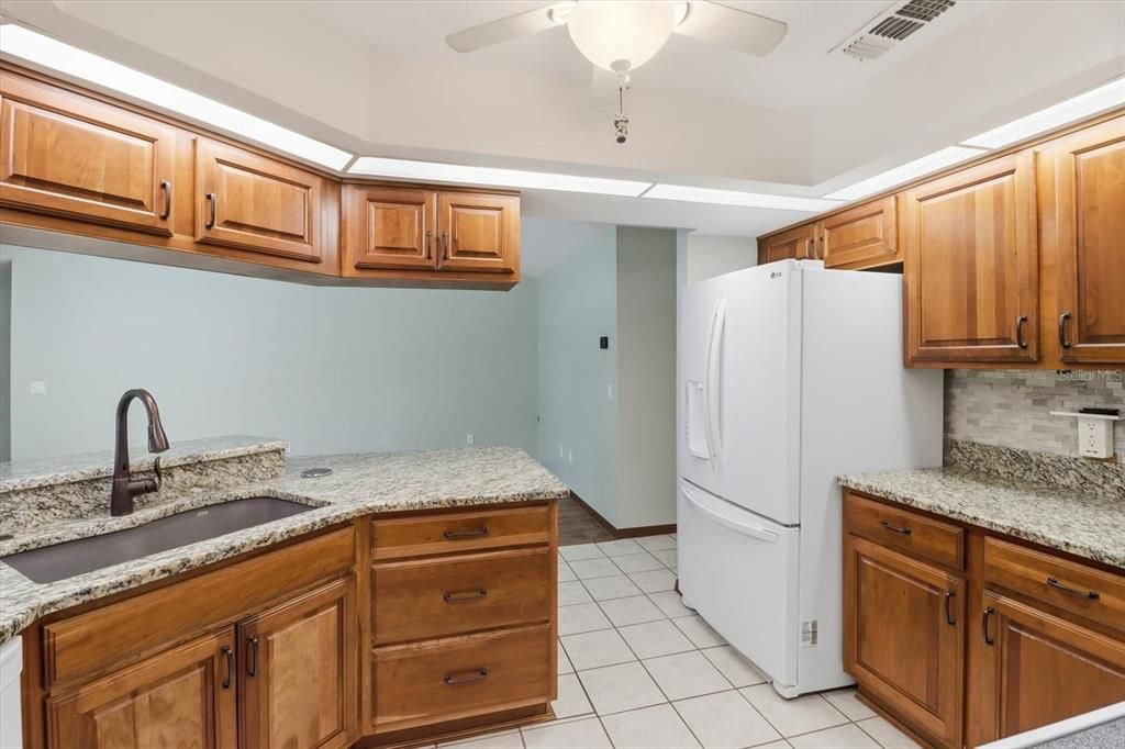 For Sale: $325,000 (3 beds, 2 baths, 2058 Square Feet)