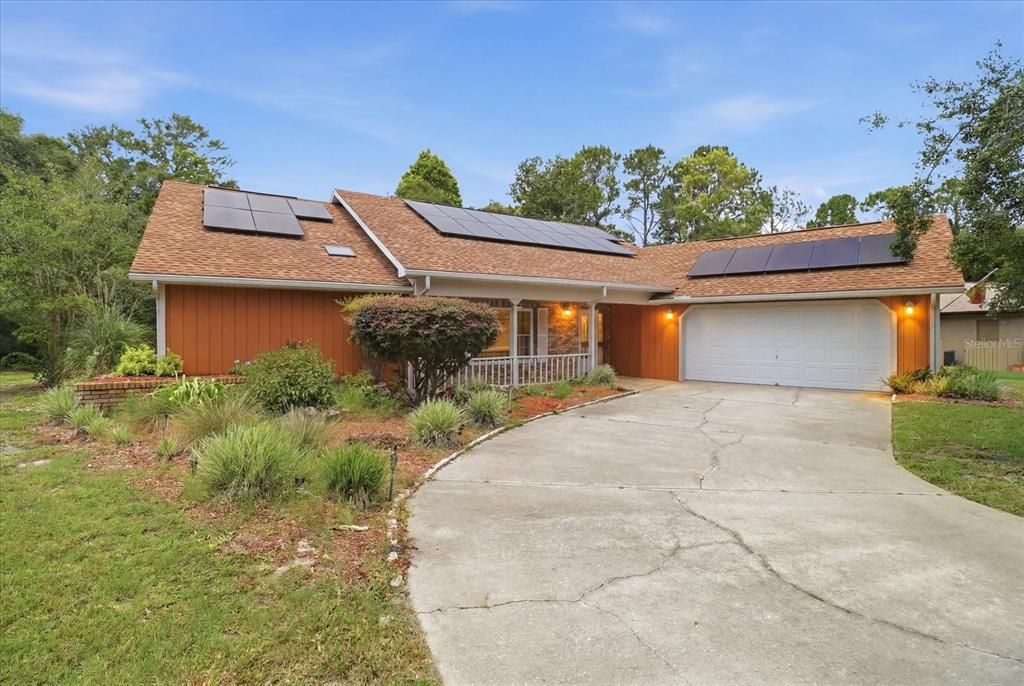 For Sale: $325,000 (3 beds, 2 baths, 2058 Square Feet)