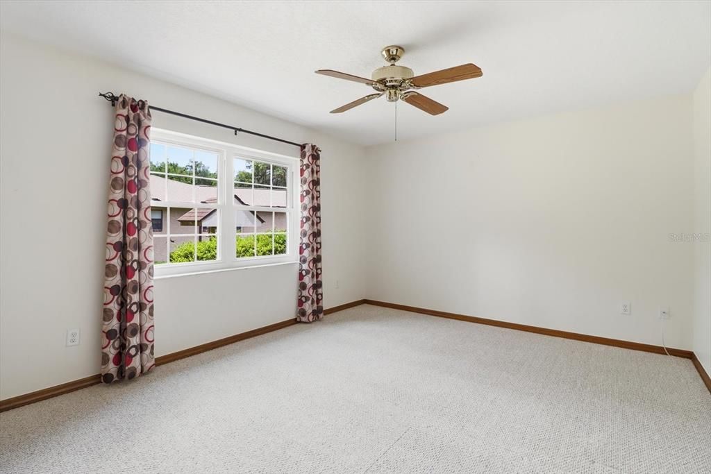 For Sale: $325,000 (3 beds, 2 baths, 2058 Square Feet)