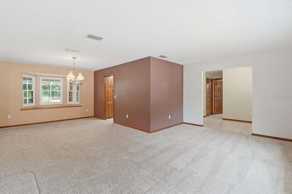 For Sale: $325,000 (3 beds, 2 baths, 2058 Square Feet)