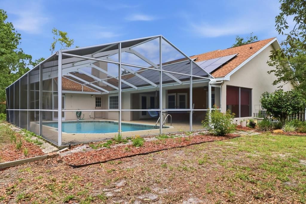 For Sale: $325,000 (3 beds, 2 baths, 2058 Square Feet)
