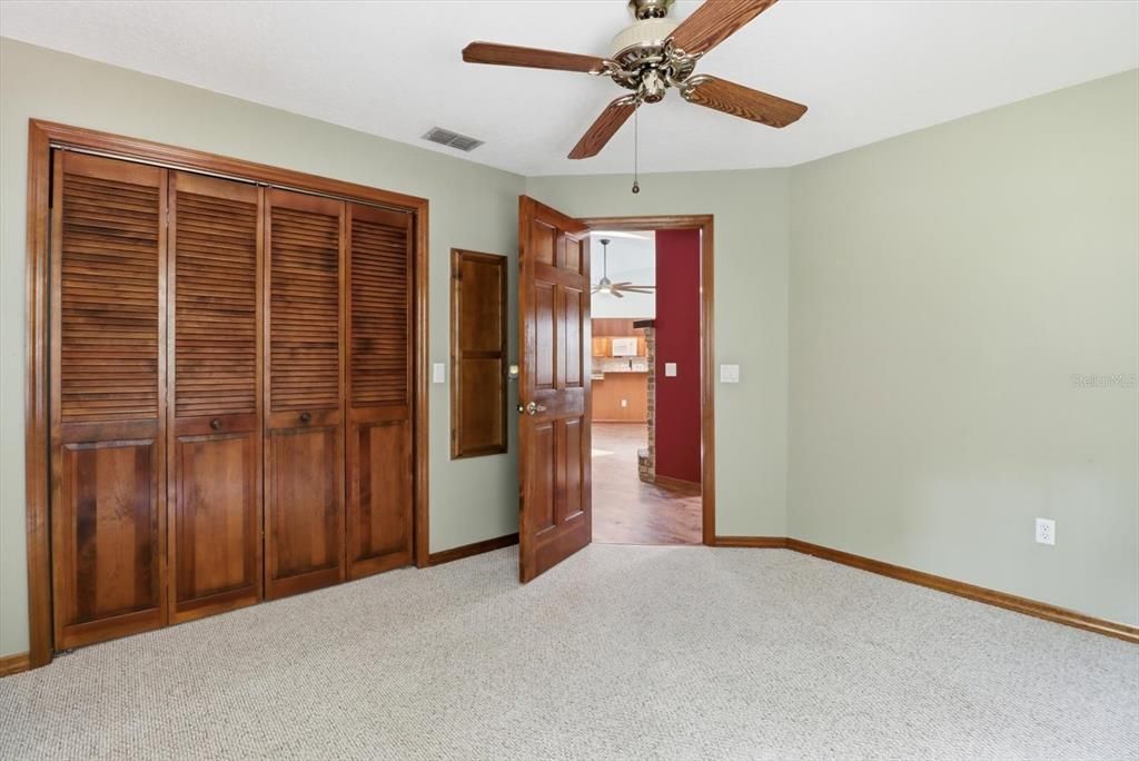 For Sale: $325,000 (3 beds, 2 baths, 2058 Square Feet)