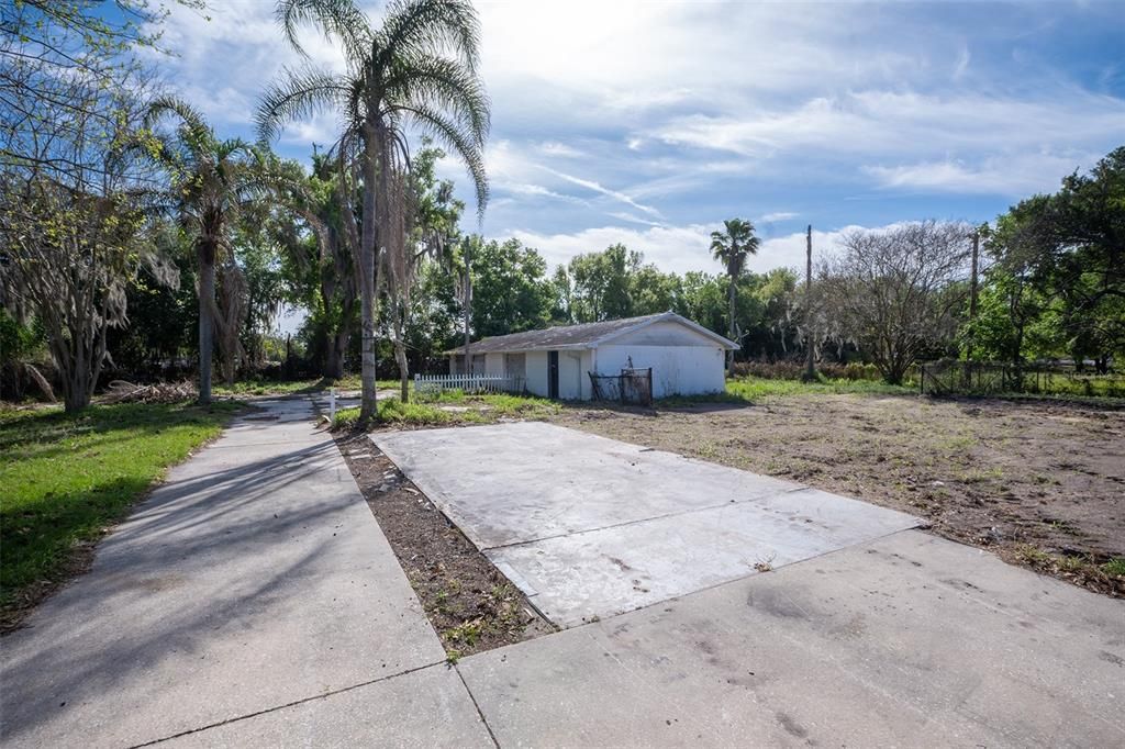 Active With Contract: $249,900 (2.77 acres)