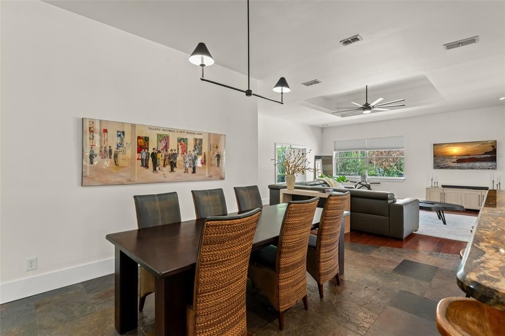 For Sale: $1,890,000 (3 beds, 4 baths, 3287 Square Feet)