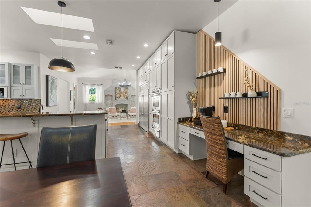 For Sale: $1,890,000 (3 beds, 4 baths, 3287 Square Feet)