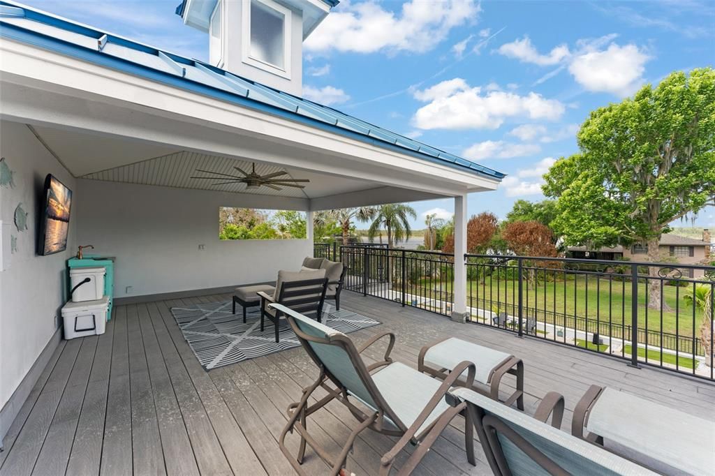 For Sale: $1,890,000 (3 beds, 4 baths, 3287 Square Feet)
