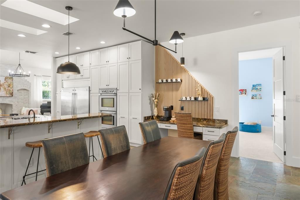 For Sale: $1,890,000 (3 beds, 4 baths, 3287 Square Feet)