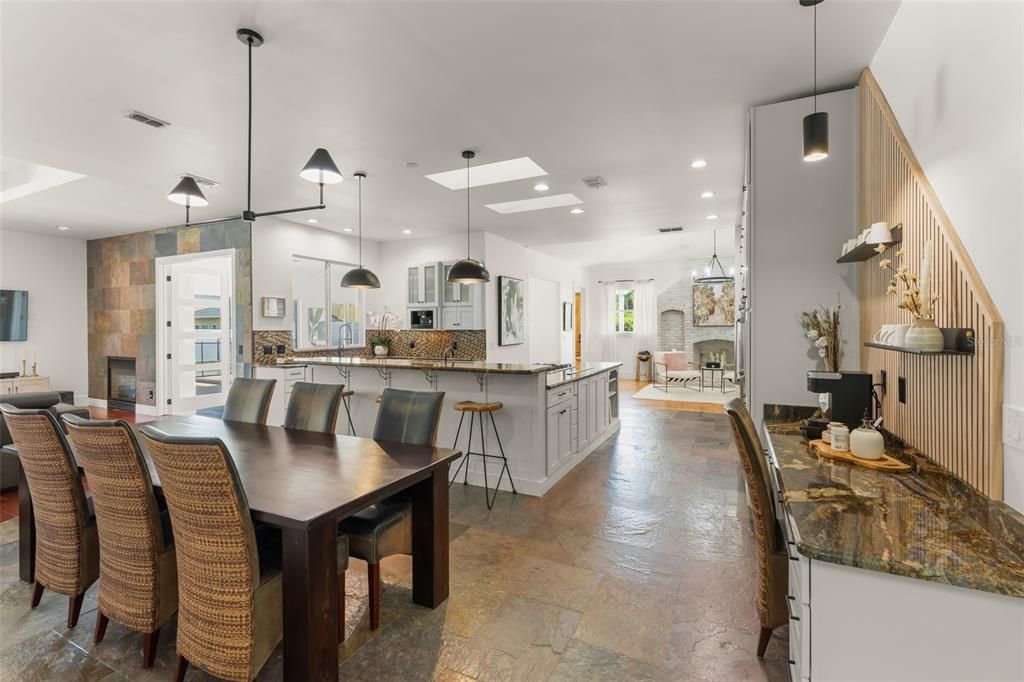 For Sale: $1,890,000 (3 beds, 4 baths, 3287 Square Feet)