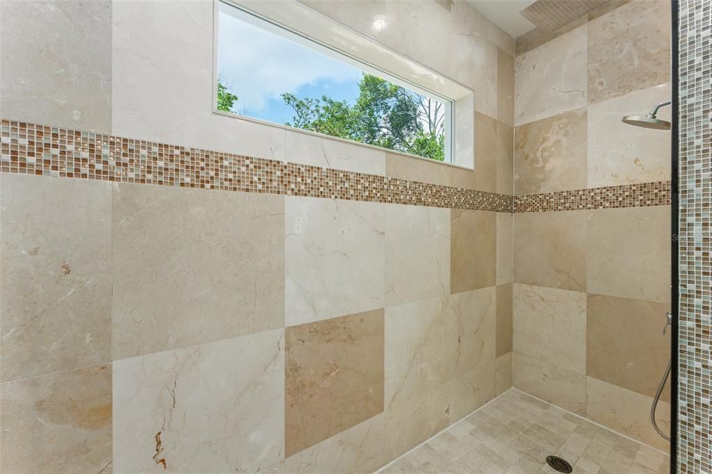 For Sale: $1,890,000 (3 beds, 4 baths, 3287 Square Feet)