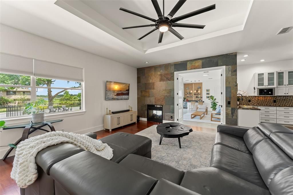 For Sale: $1,890,000 (3 beds, 4 baths, 3287 Square Feet)