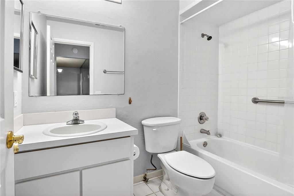 En Venta: $159,900 (2 camas, 2 baños, 1285 Pies cuadrados)