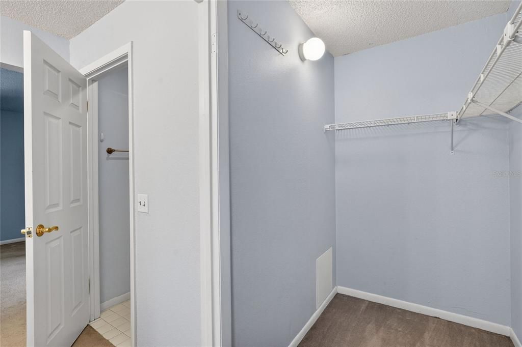 En Venta: $159,900 (2 camas, 2 baños, 1285 Pies cuadrados)