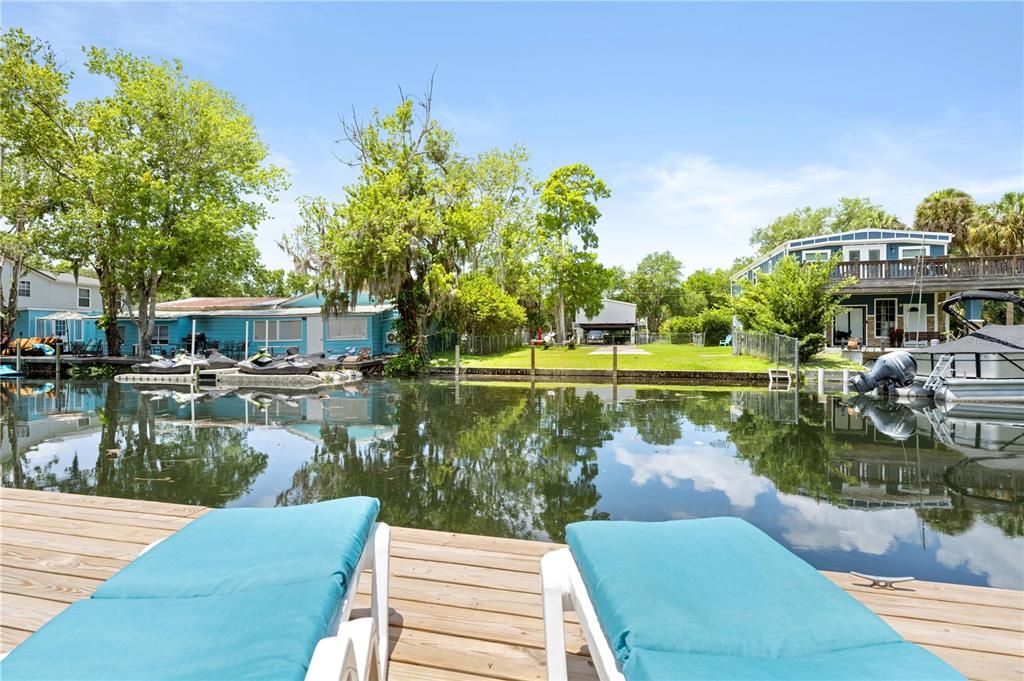 For Sale: $309,900 (2 beds, 2 baths, 1060 Square Feet)
