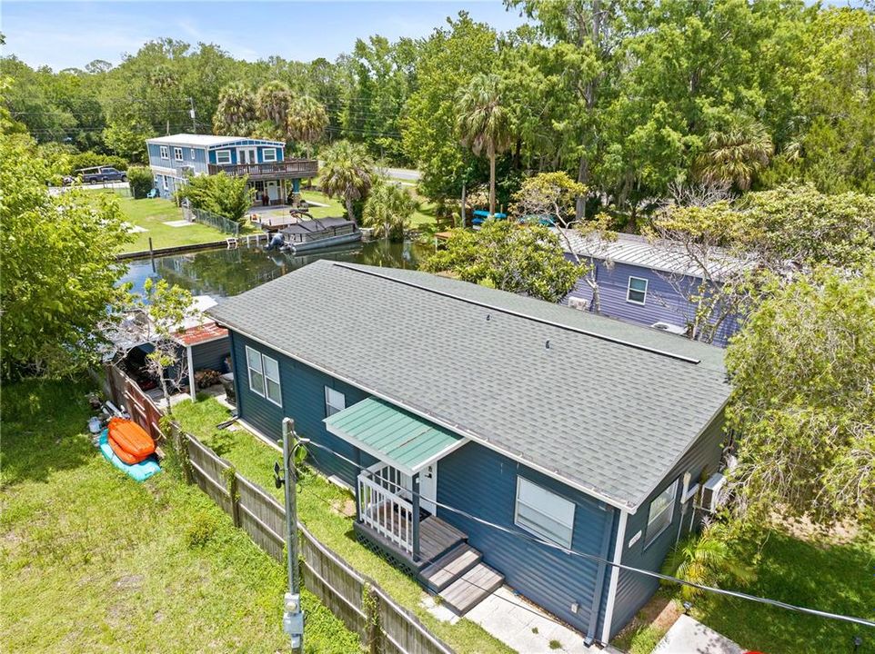 For Sale: $309,900 (2 beds, 2 baths, 1060 Square Feet)