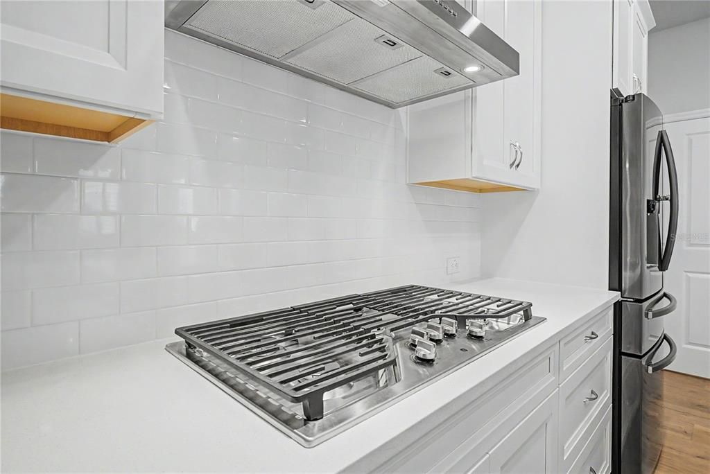 For Sale: $649,000 (3 beds, 2 baths, 1642 Square Feet)