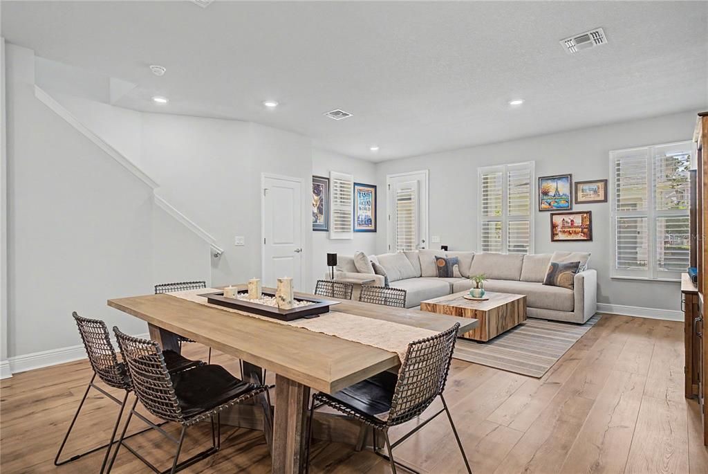 For Sale: $649,000 (3 beds, 2 baths, 1642 Square Feet)