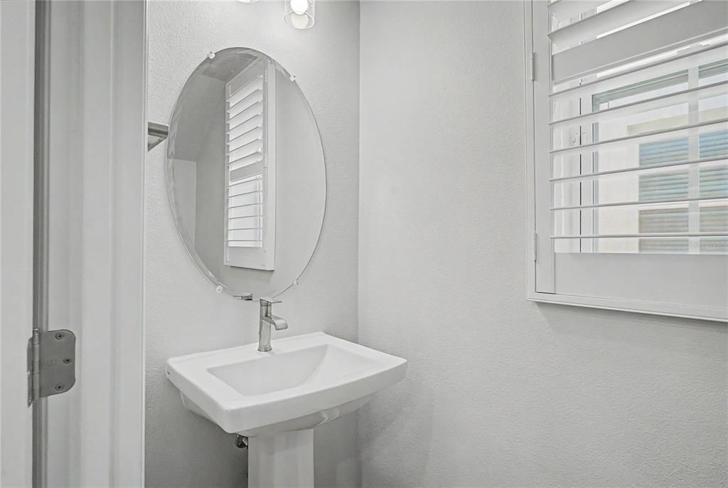 For Sale: $649,000 (3 beds, 2 baths, 1642 Square Feet)