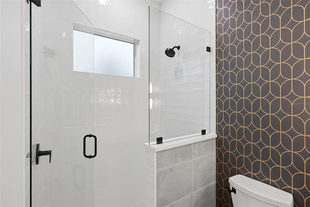 For Sale: $3,790,000 (5 beds, 5 baths, 3640 Square Feet)
