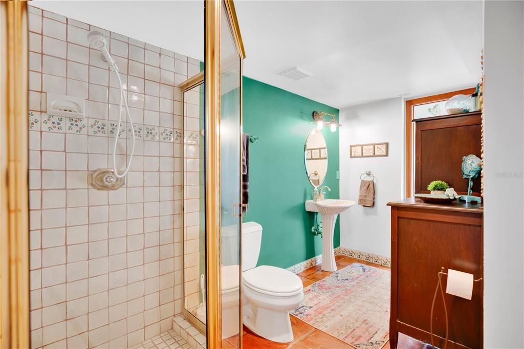 For Sale: $935,000 (4 beds, 4 baths, 3469 Square Feet)
