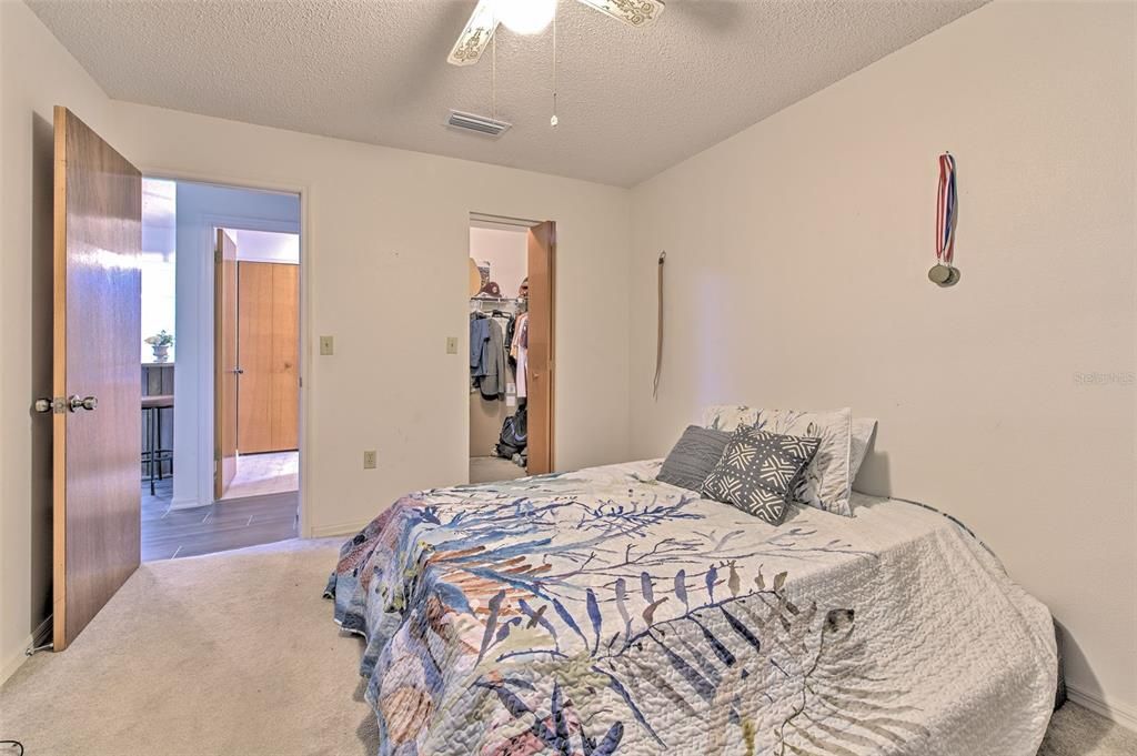 For Sale: $339,000 (2 beds, 2 baths, 1303 Square Feet)