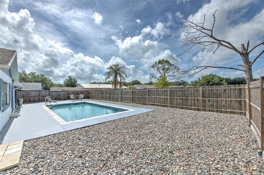 For Sale: $339,000 (2 beds, 2 baths, 1303 Square Feet)
