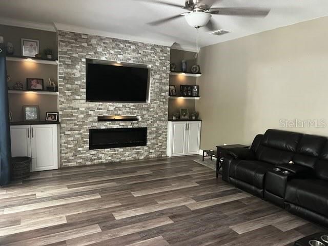 En Venta: $495,000 (4 camas, 2 baños, 2854 Pies cuadrados)