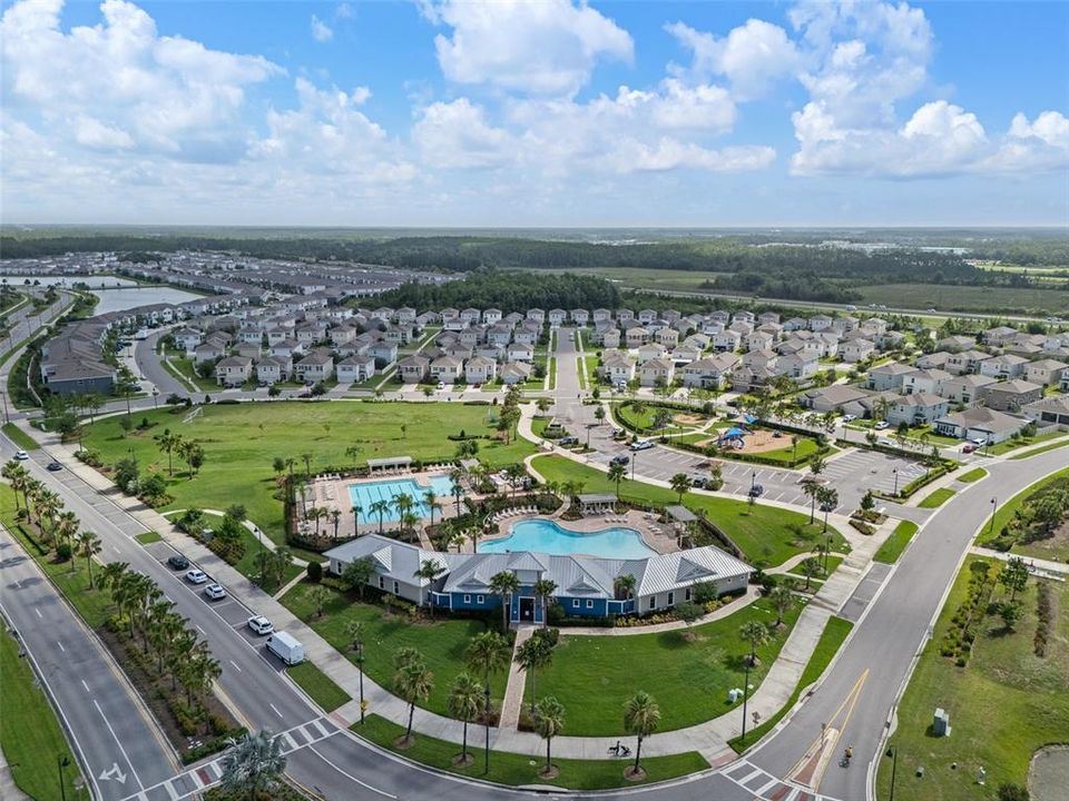 В аренду: $3,600 (5 спален, 3 ванн, 2605 Квадратных фут)