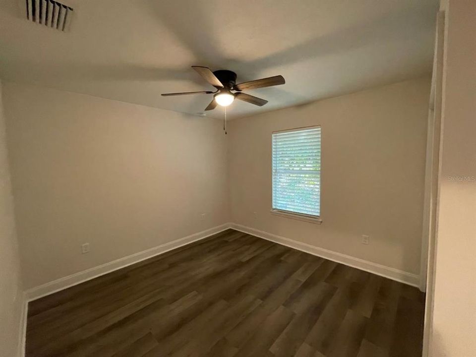 For Rent: $2,100 (3 beds, 2 baths, 1575 Square Feet)