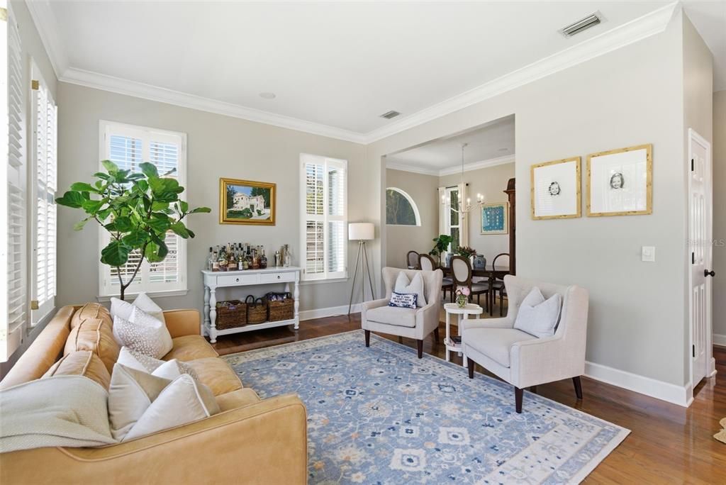 Activo con contrato: $990,000 (3 camas, 2 baños, 2154 Pies cuadrados)