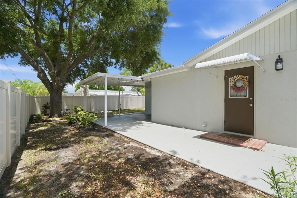For Sale: $490,000 (4 beds, 2 baths, 1787 Square Feet)