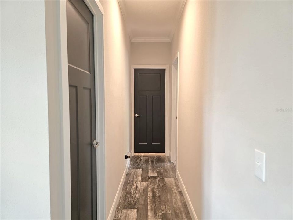 For Sale: $374,900 (5 beds, 3 baths, 2280 Square Feet)