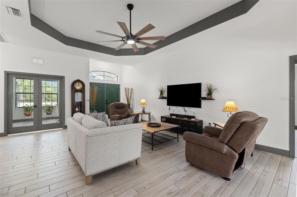 For Sale: $498,000 (3 beds, 2 baths, 1910 Square Feet)