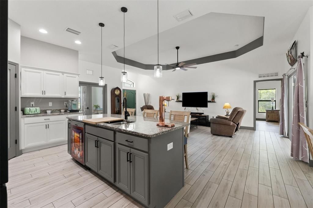 For Sale: $498,000 (3 beds, 2 baths, 1910 Square Feet)