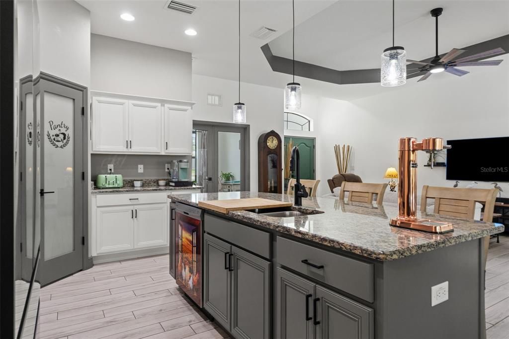 For Sale: $498,000 (3 beds, 2 baths, 1910 Square Feet)