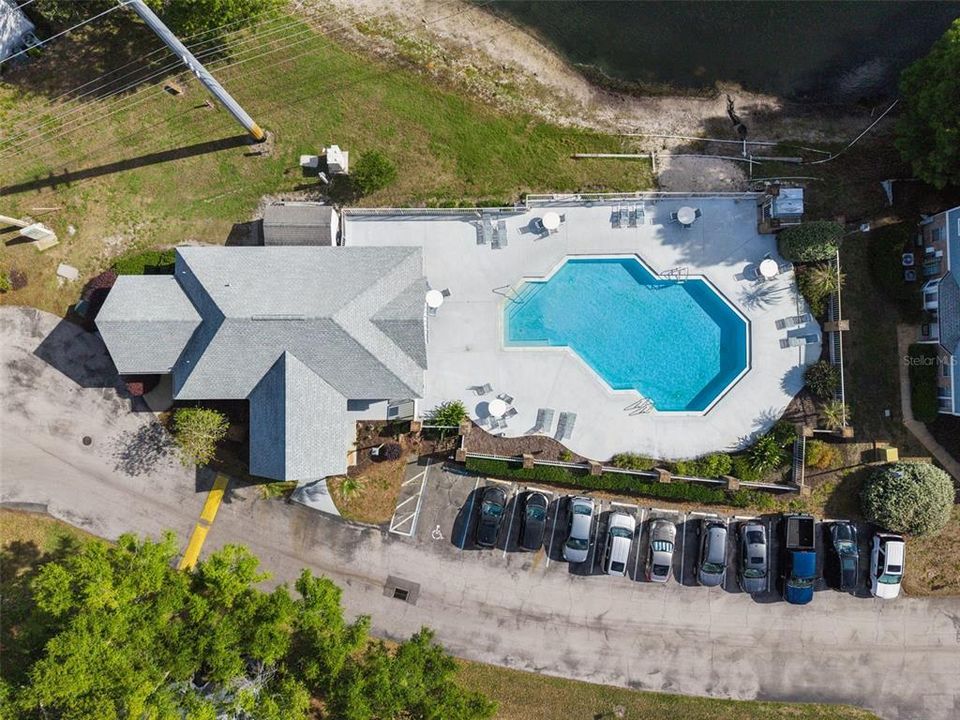 На продажу: $235,000 (2 спален, 2 ванн, 1112 Квадратных фут)