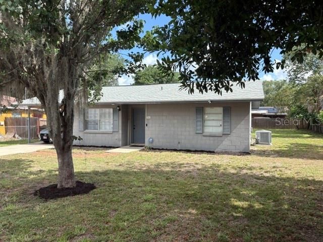 For Sale: $227,900 (2 beds, 2 baths, 1085 Square Feet)
