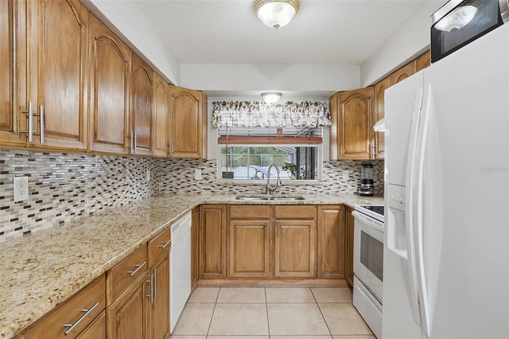 For Sale: $489,000 (3 beds, 2 baths, 2053 Square Feet)