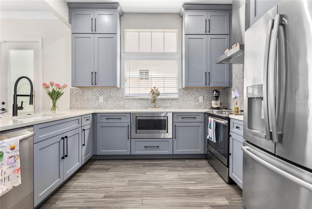 For Sale: $699,999 (4 beds, 3 baths, 2180 Square Feet)