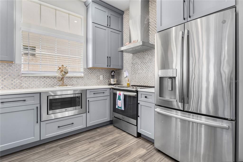 For Sale: $699,999 (4 beds, 3 baths, 2180 Square Feet)