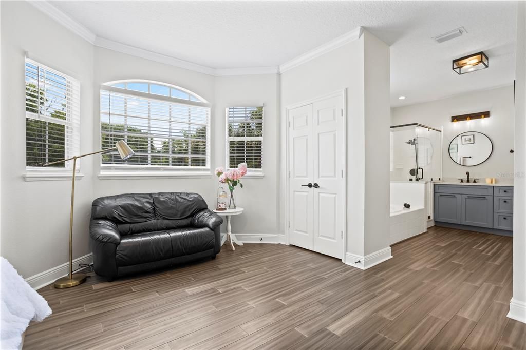 For Sale: $699,999 (4 beds, 3 baths, 2180 Square Feet)
