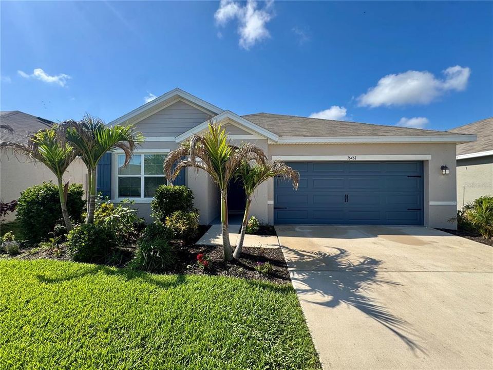 For Rent: $2,250 (3 beds, 2 baths, 1676 Square Feet)